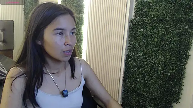 bunnywhite21 online show from January 5, 5:27 pm