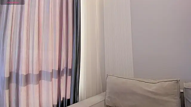 rose hitakayama online show from November 12, 5:05 am