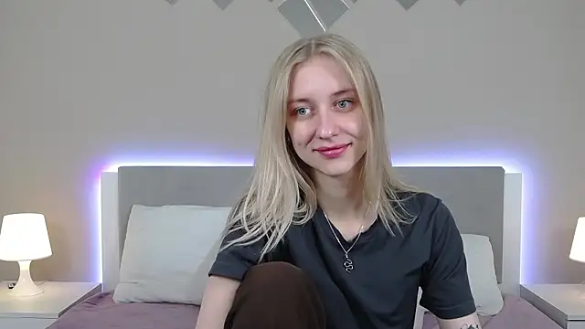 RachaelCute online show from March 29, 12:04 pm