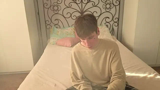 Danny loves Mary online show from March 25, 1:55 am