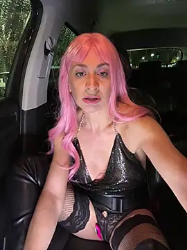 HOTLadyluna online show from February 20, 9:59 pm