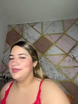 Amira Malia online show from April 4, 12:15 pm