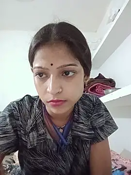 Mohnicute online show from June 6, 8:59 pm