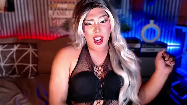 UrGoddess Sofia online show from April 17, 2:19 pm