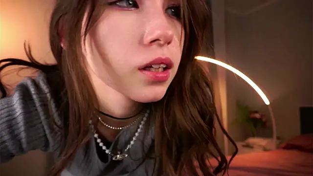 NanceeWestaway online show from December 13, 7:53 pm