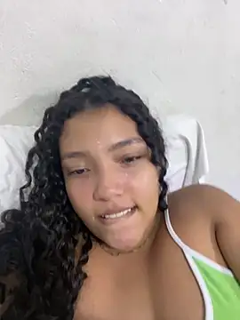 PetiteKattia online show from February 2, 5:39 am