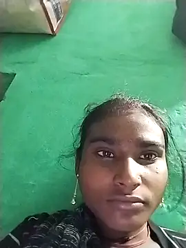 Big Lovexx online show from February 11, 8:10 pm