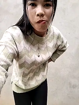 gugu0022 online show from March 21, 7:35 am