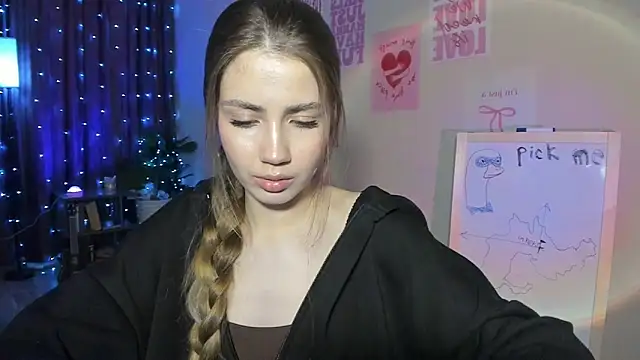 Aurora Glow21 online show from March 21, 12:21 pm