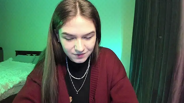 luna lust 212 online show from November 24, 8:00 pm