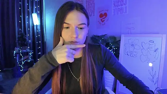 luna lust 212 online show from March 2, 5:08 am