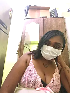 Dharshini98 online show from December 22, 2:04 am