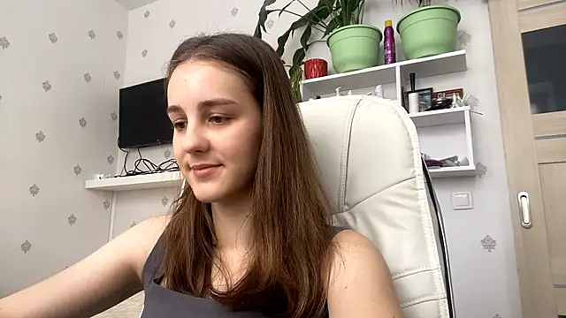 SweetieKatie online show from February 21, 10:49 am