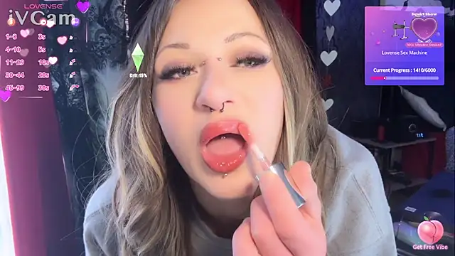 AshenRoe online show from February 25, 4:16 pm