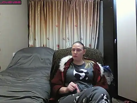 JenniDeep online show from February 19, 2:49 pm