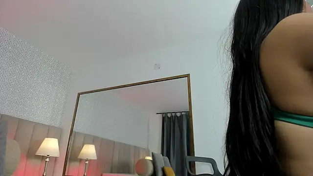 Sasha Wolff online show from March 18, 10:26 pm