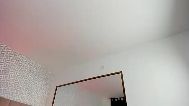 Sasha Wolff online show from March 5, 11:00 pm