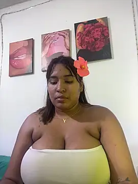 morena-2025 online show from April 24, 1:41 am