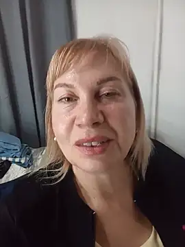 SexyMilf1211 online show from June 21, 7:40 pm