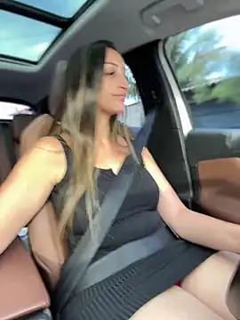 BelleLouise13 online show from November 27, 9:56 am