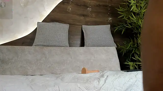 Katrina lex online show from February 3, 2:53 am