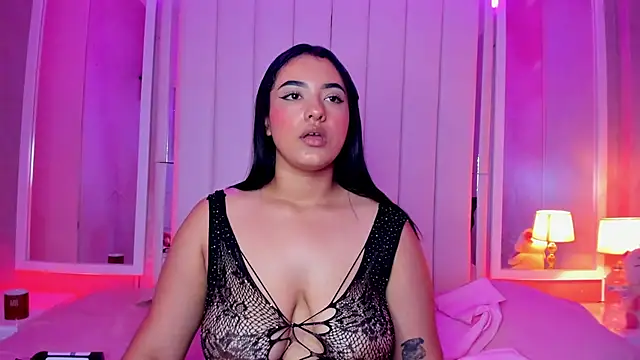 Kendall curves online show from April 11, 7:45 am