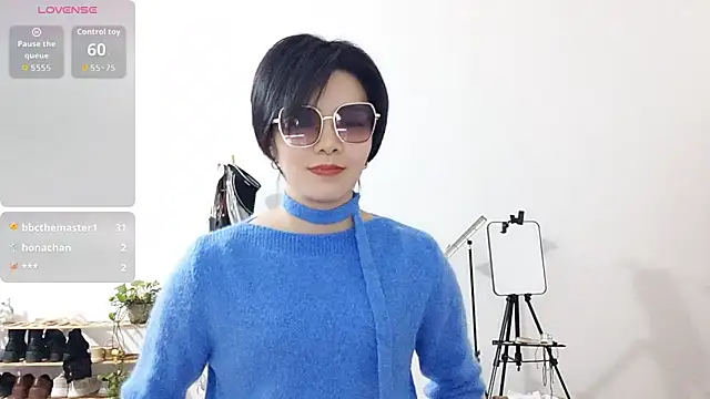 adele8731 online show from November 23, 12:40 pm