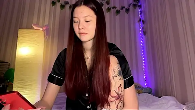 CutieSlim online show from February 3, 10:09 am