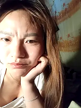 Lee-Thee online show from November 18, 11:37 pm