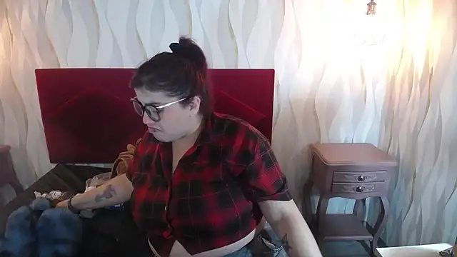 danna garza online show from January 15, 5:02 am