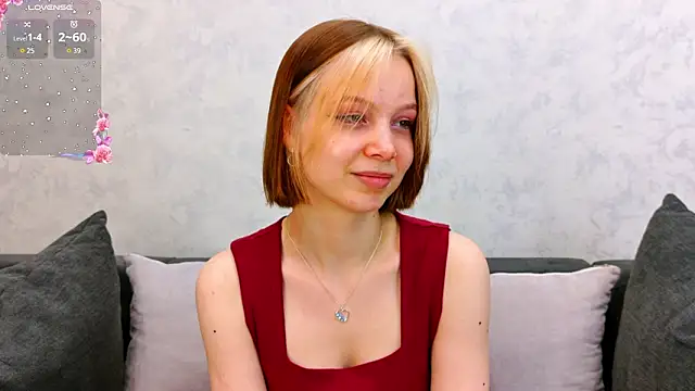 UmbraVelour online show from February 13, 3:46 pm