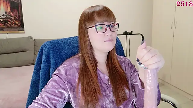 Foxy-lady online show from March 26, 4:47 am