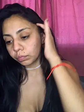 velvetcurvy online show from December 15, 6:35 pm