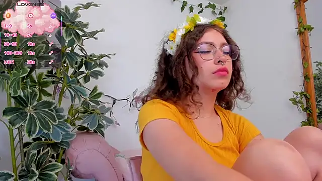 MarieTaylor  online show from March 31, 10:43 pm