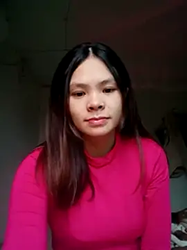 quynhquynh  online show from December 16, 1:33 am