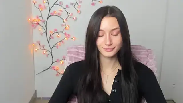 Stella XO online show from March 23, 6:19 am