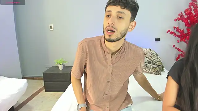 dracke and zara online show from February 13, 2:51 pm