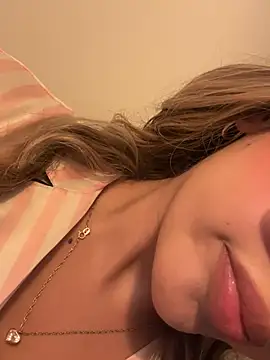 saliha pinky  online show from January 14, 12:04 am