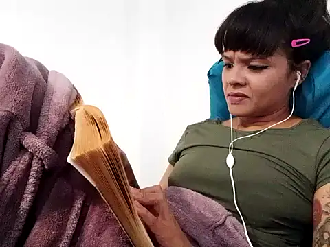 Cadence28 online show from November 23, 11:45 am