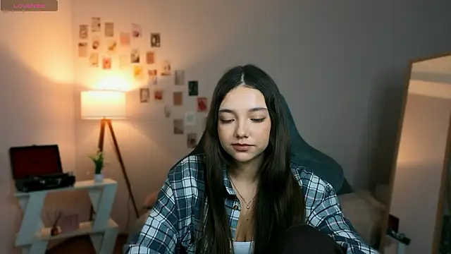 Vexorine online show from March 22, 7:20 pm