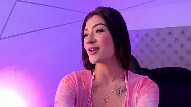 RenataMason online show from April 22, 6:21 am