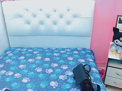 xwetdreamsx online show from March 19, 8:57 pm