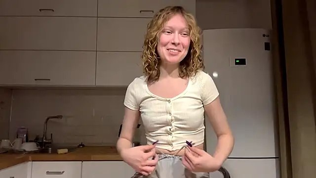 ElfriedaZwack online show from December 17, 5:06 pm