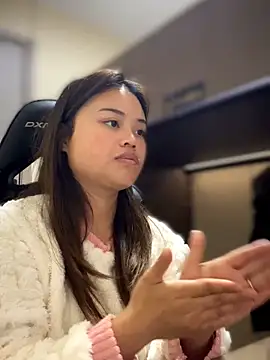 Toffee-00 online show from March 21, 9:03 am