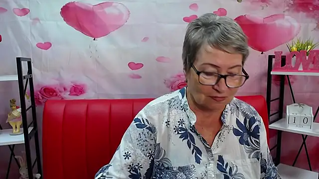 OlgaLuck online show from July 10, 5:30 am