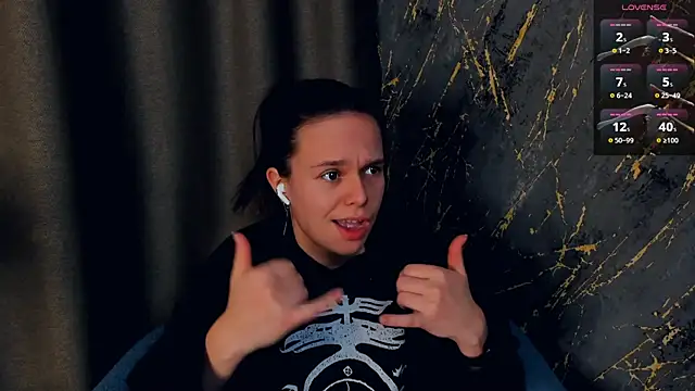 LeotaGlaza online show from November 22, 3:04 pm