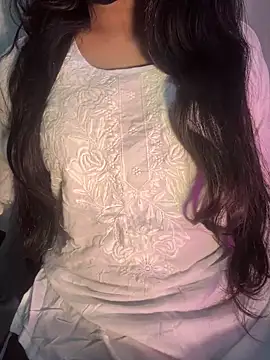 miss-Riya-00100 online show from February 20, 6:31 pm