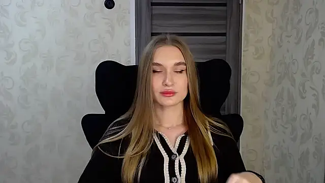 AnyaSmack online show from December 20, 5:06 pm