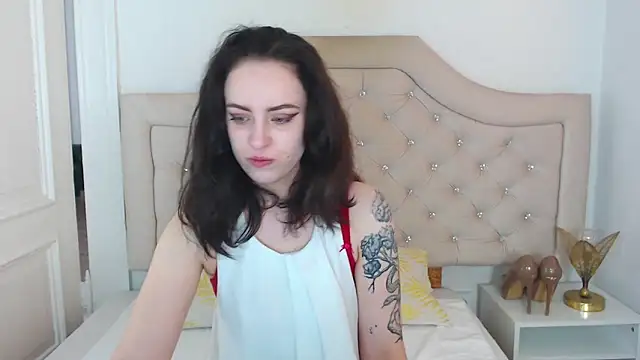 RubyBigBoobs online show from April 16, 1:33 pm