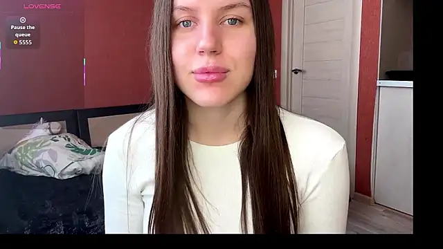 SanoraVillnave online show from February 18, 9:19 am